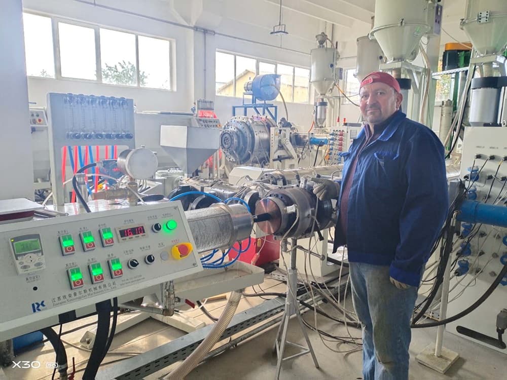XinRong PE20-630mm three-layer pipe extrusion project in Romania